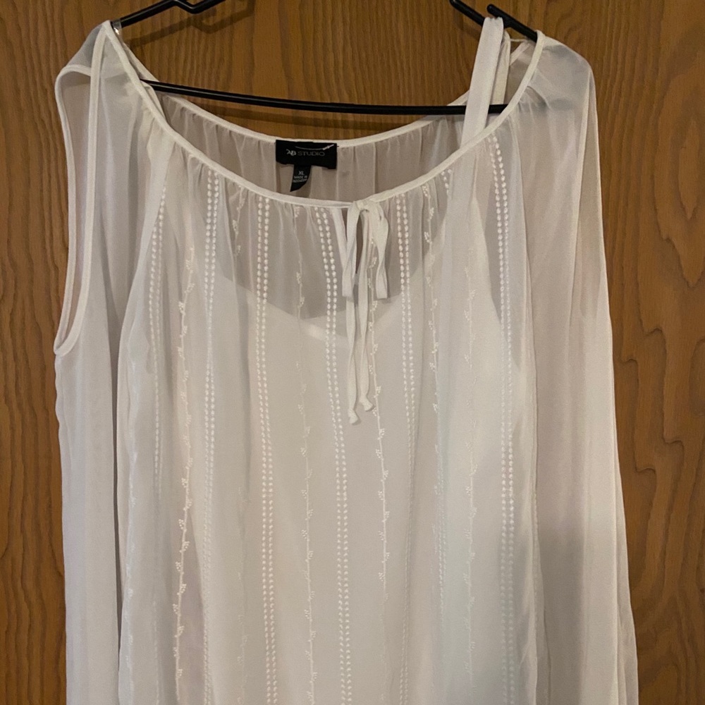 AB studio xl NWT cold shoulder blouse